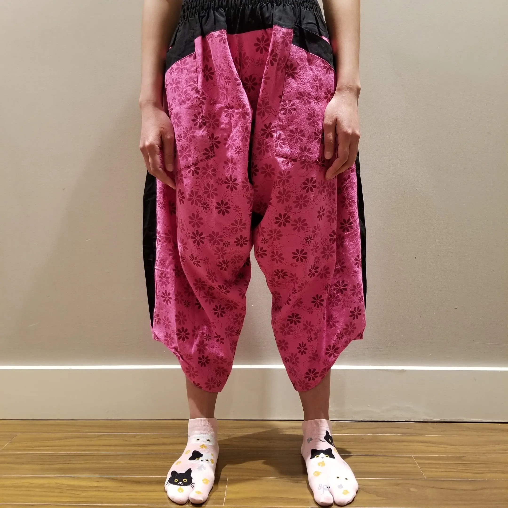 Cherry Blossom Elastic Waist Samurai Pants