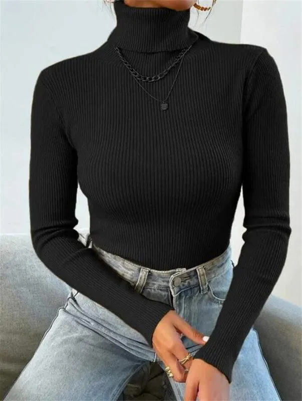 Chic Christmas Women's Cozy Turtleneck Sweater for Holiday Celebrations