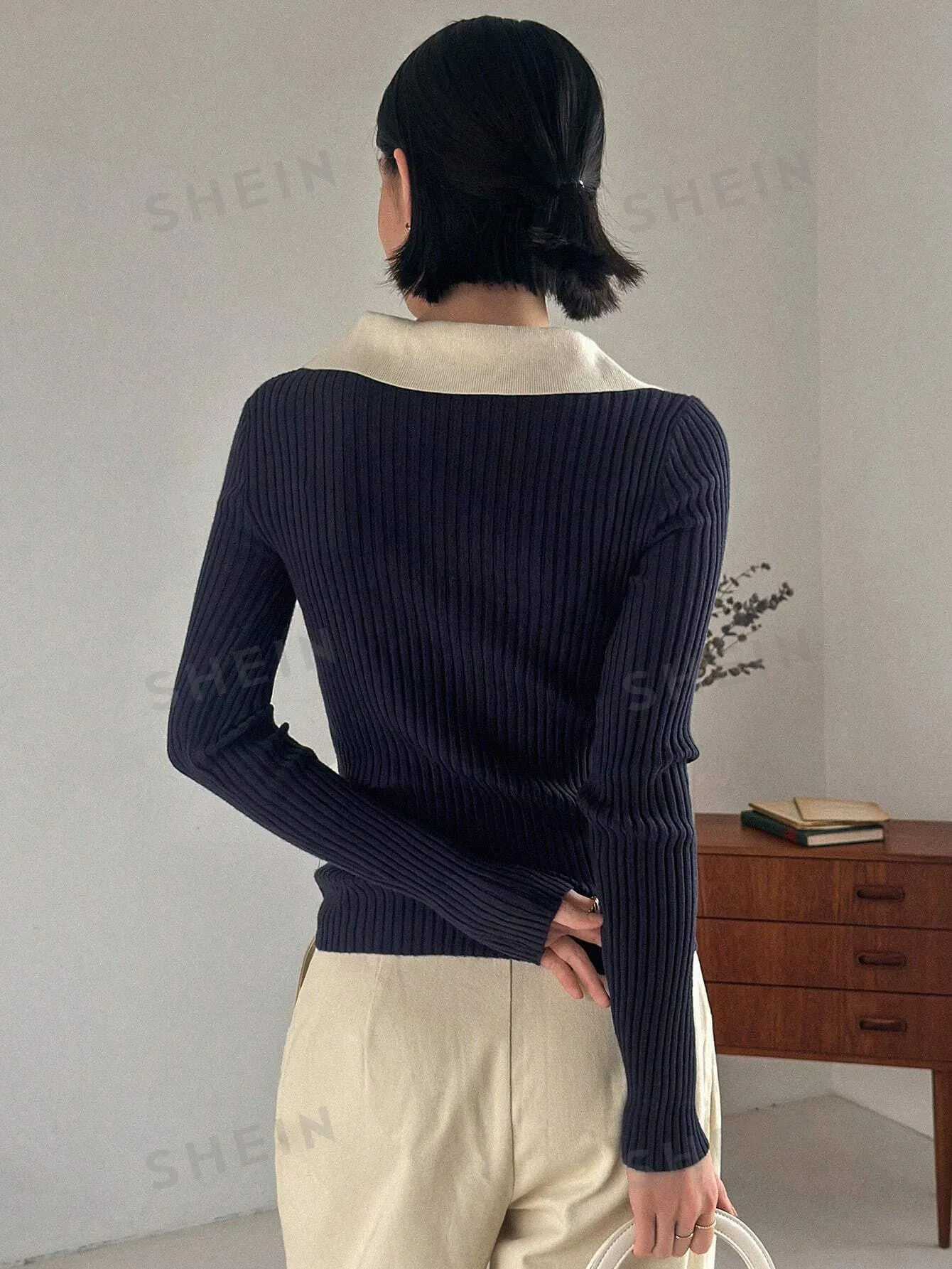 Contrast Collar Ribbed Knit Sweater