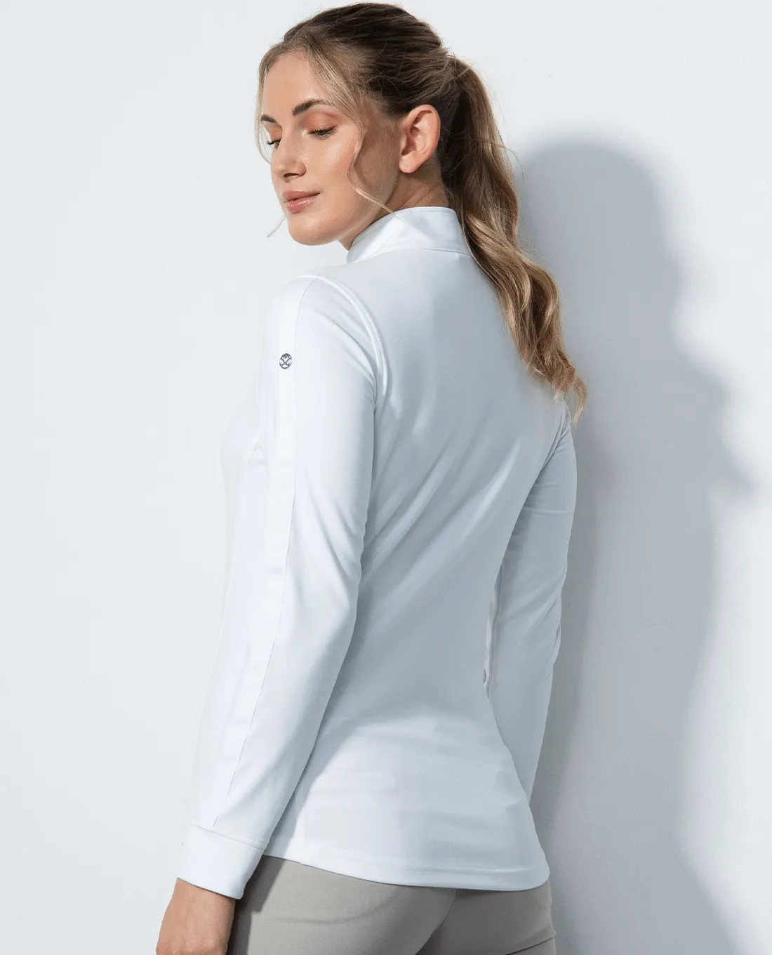 DAILY SPORTS Anna Half Zip Neck 055 White