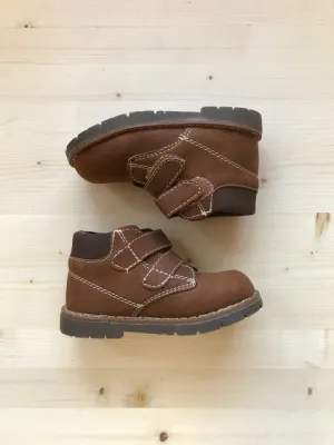 Winter Boots with Velcro Straps